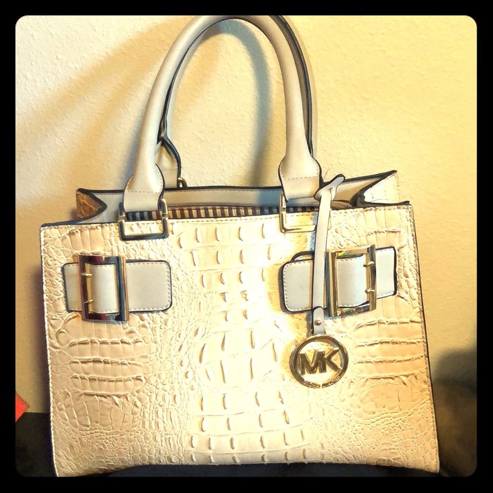 Michael Kors Medium Handbag